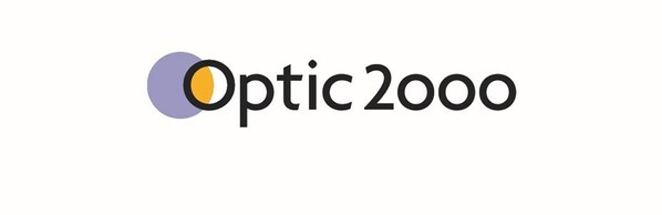 法国眼镜连锁品牌OPTIC 2000携手巴黎广告传媒公司AUSTRALIEGAD在游戏玩家大会上发起突破想象的挑战，以提高公众对视力障碍的认识