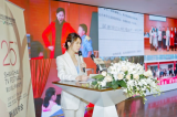 克丽缇娜携手第25届上海电视节