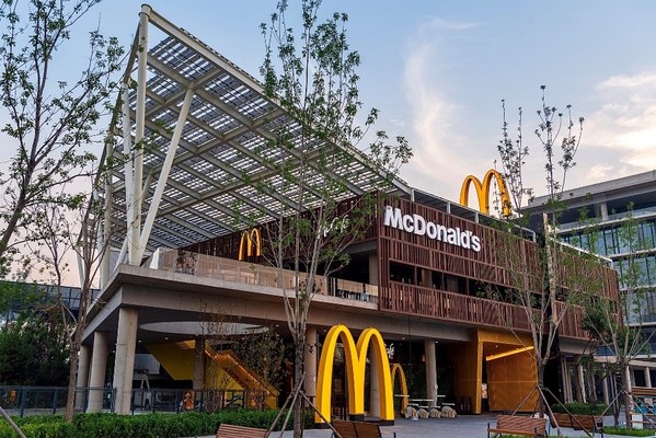 麦当劳中国发布首家“零碳餐厅”，餐厅体验“绿起来”