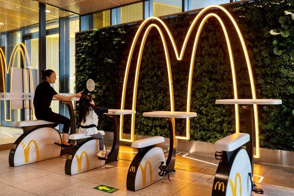麦当劳中国发布首家“零碳餐厅”，餐厅体验“绿起来”
