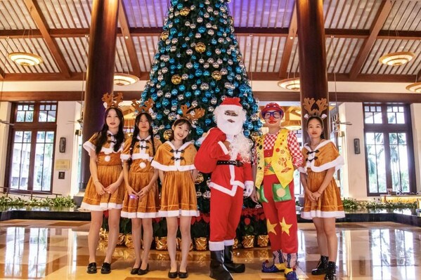 金茂三亚亚龙湾希尔顿大酒店2023年圣诞亮灯仪式